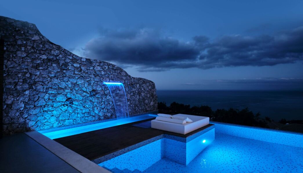 Emerald Cave Suite