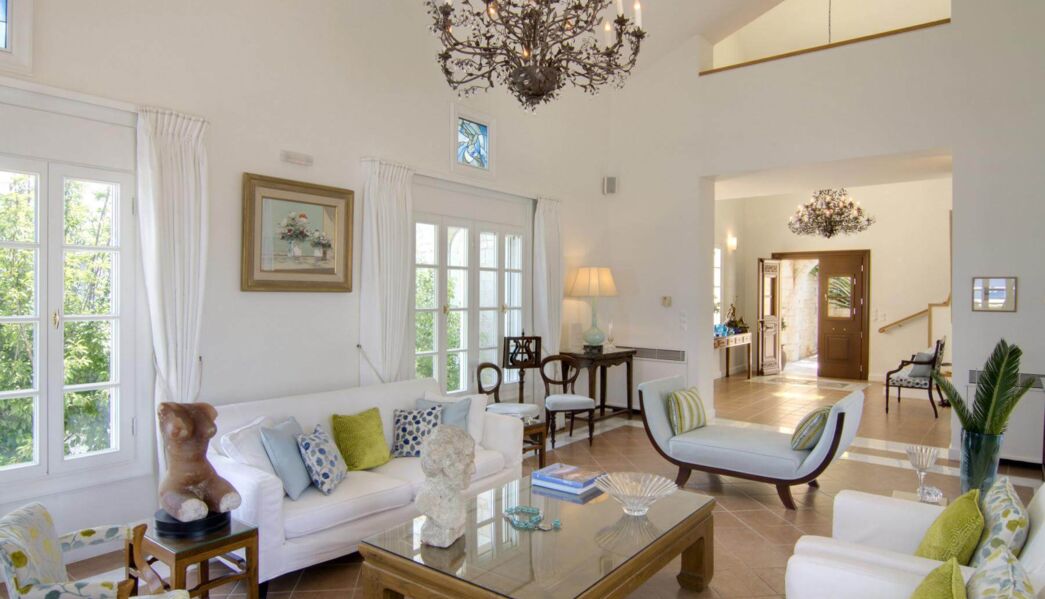 Villa Olous