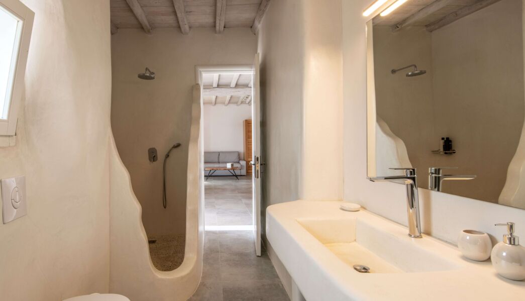 Mykonos Divino 4