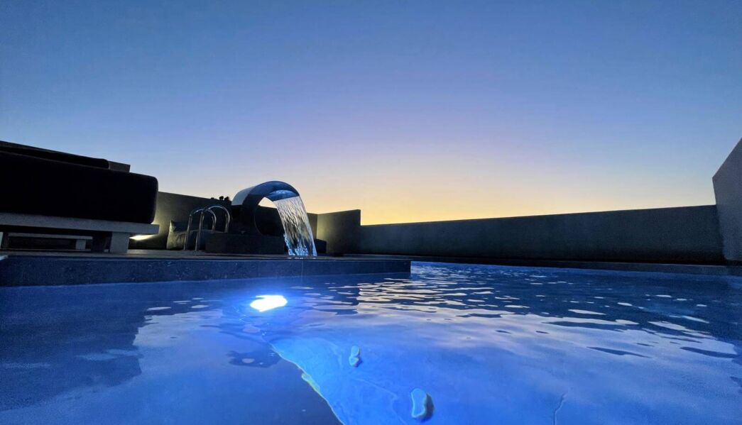 Marnos Junior Suites