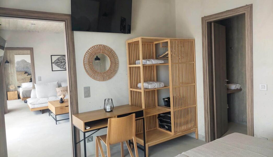 Marnos Green Superior Villas