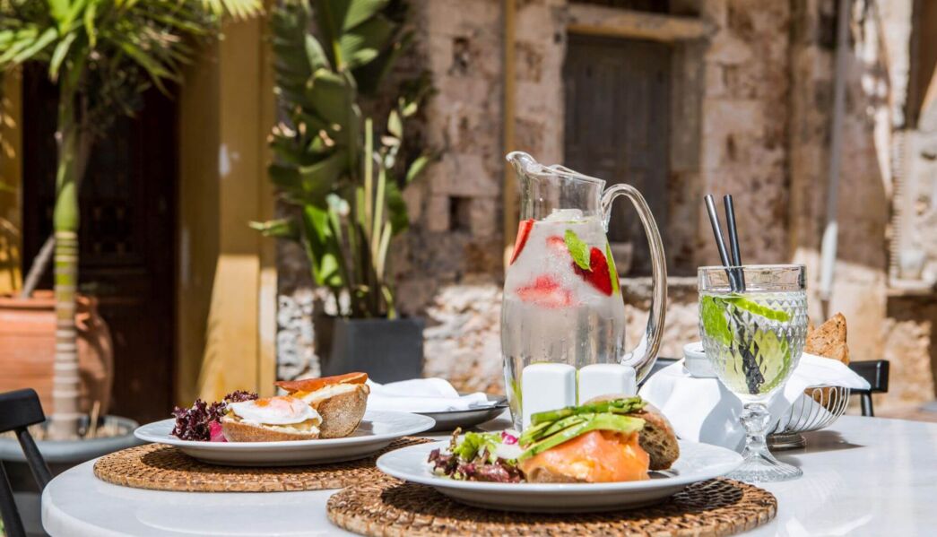 J&G Suite with private Terrace