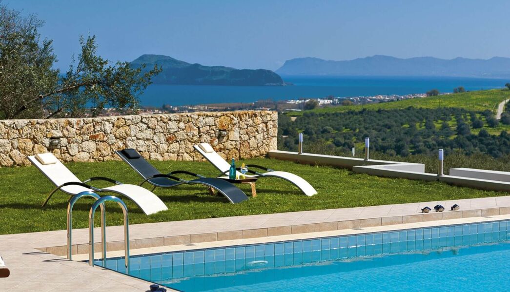 Villa in Gerani