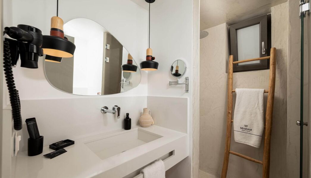 Mnḗmē Two-Bedroom Villa