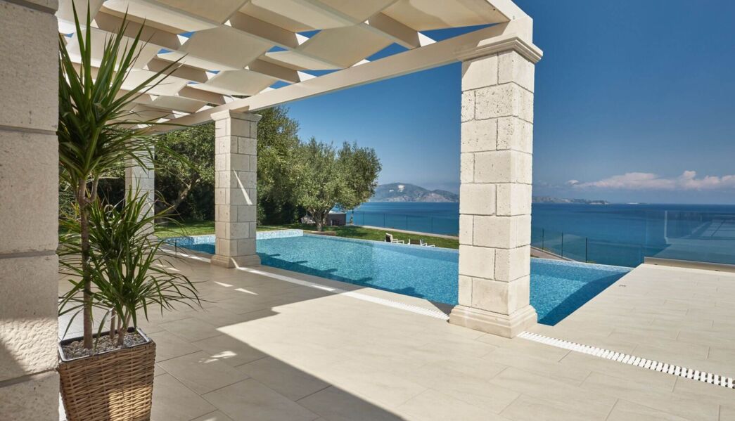 Avra Luxury Villa & Spa