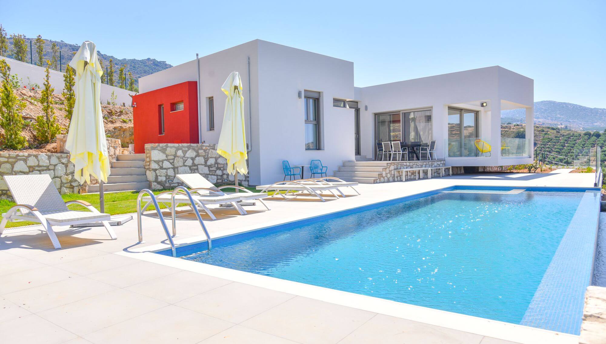 Moderne Villa auf Kreta mit privatem Pool und Panoramablick buchen ...