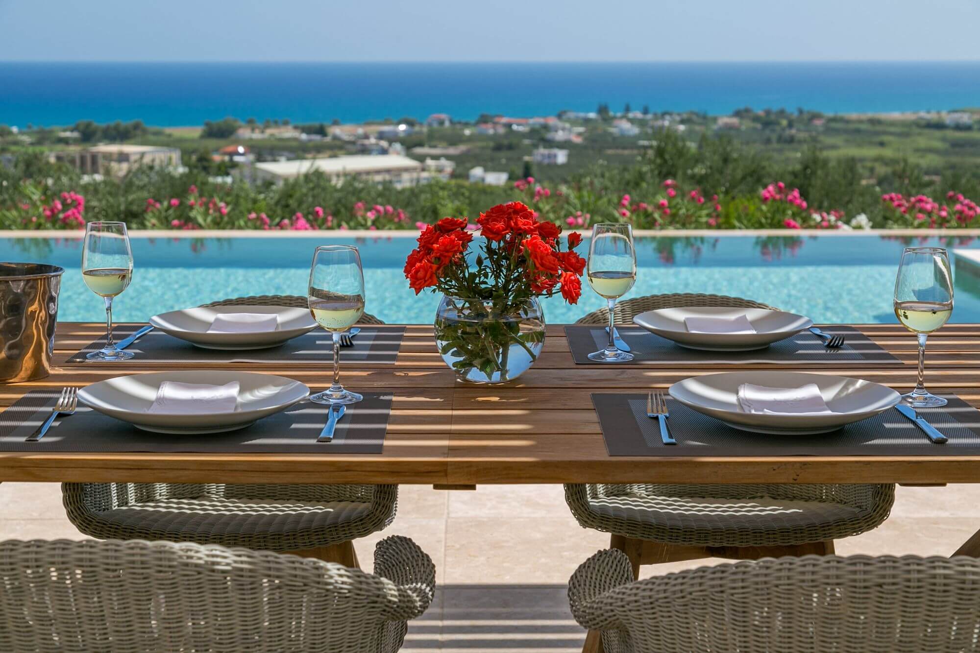 Luxusvilla auf Kreta mit privatem Infinity Pool und 360 Grad Land- und ...