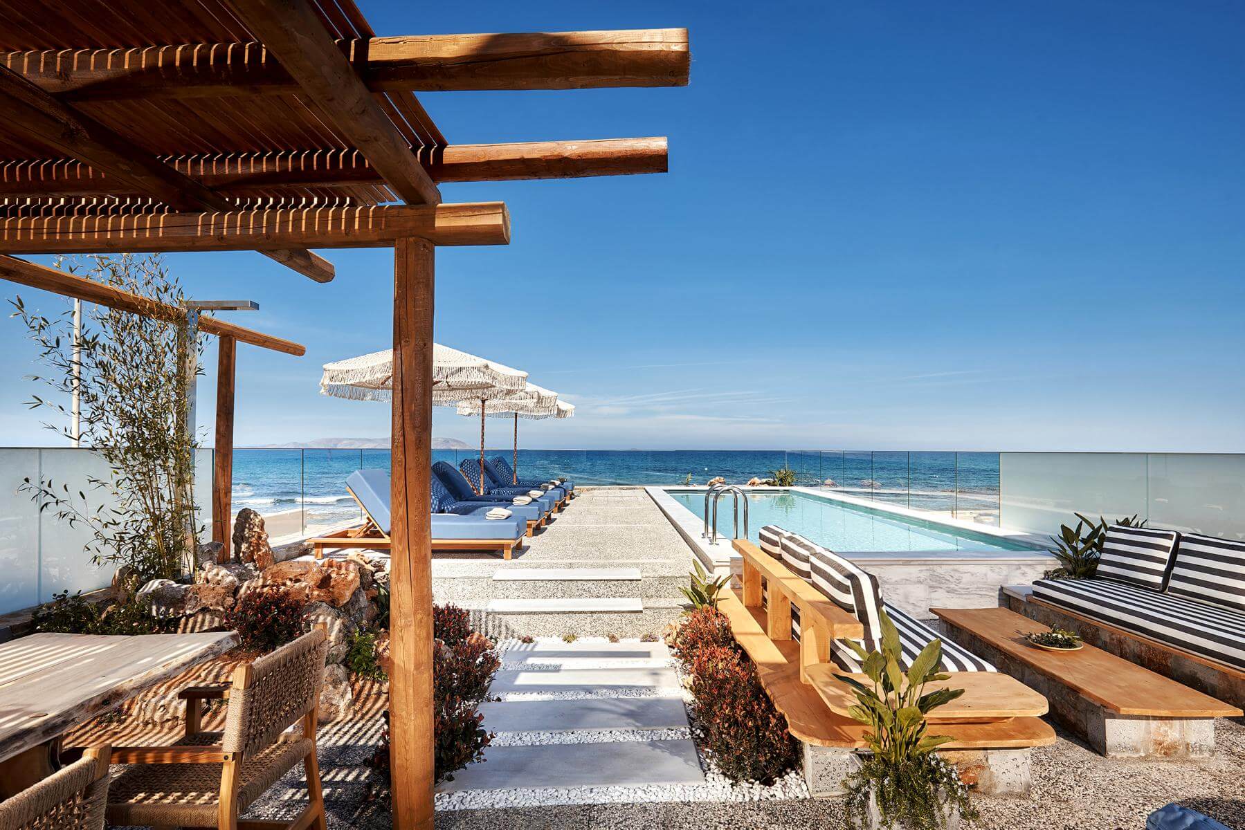 Rodo Seafront Villa auf Kreta mit privatem Pool buchen - VILLTRAVEL ...